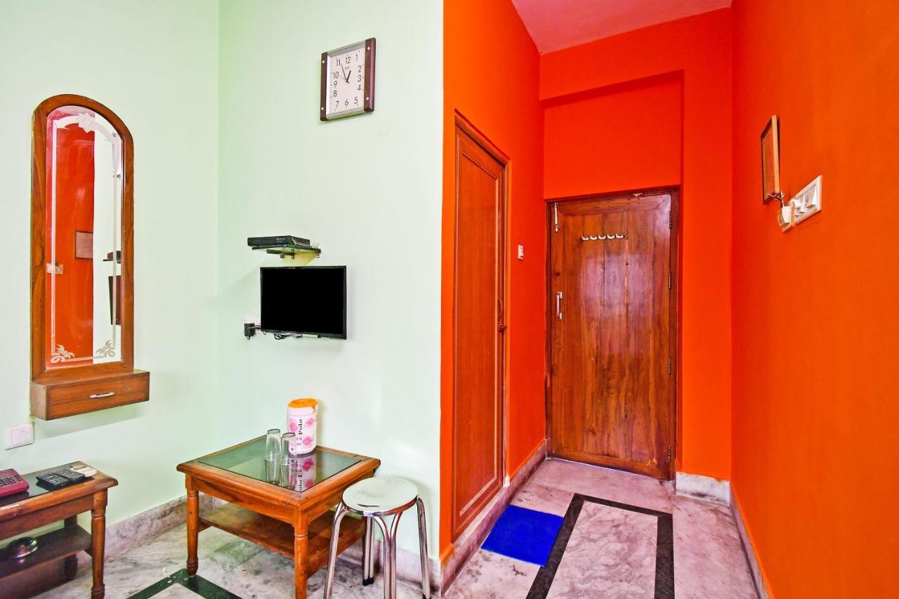 Hôtel Oyo 85829 Max International à Calcutta Extérieur photo