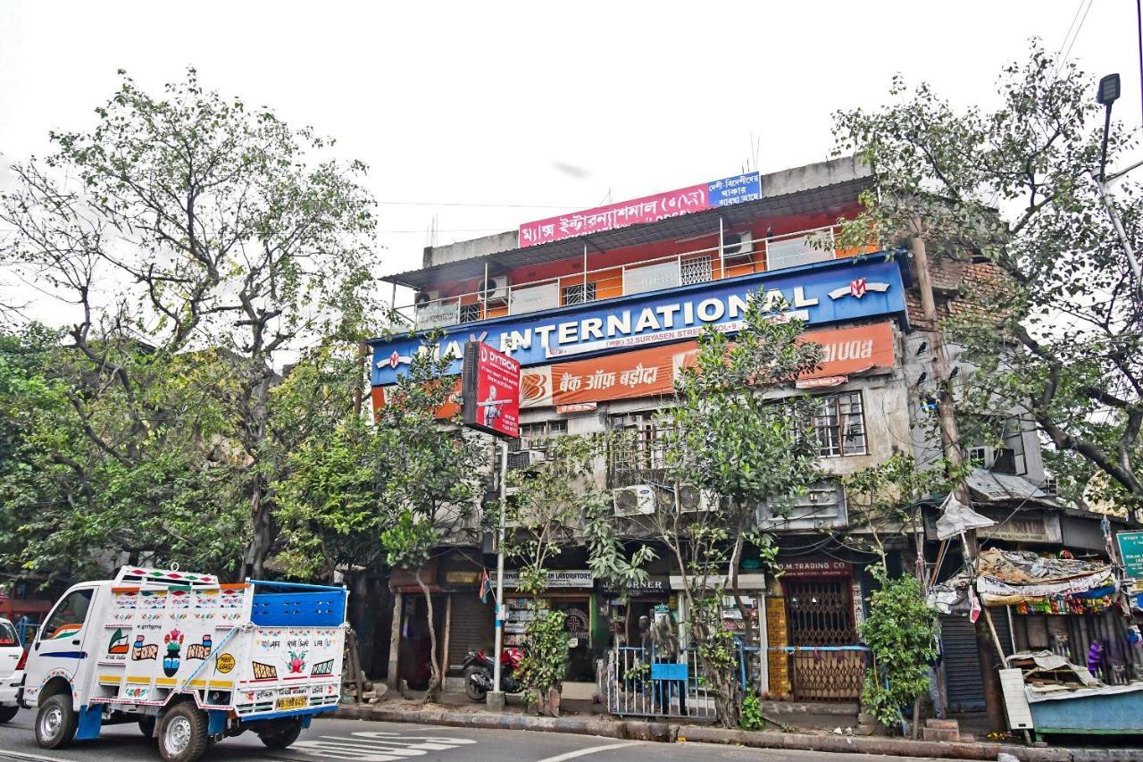 Hôtel Oyo 85829 Max International à Calcutta Extérieur photo