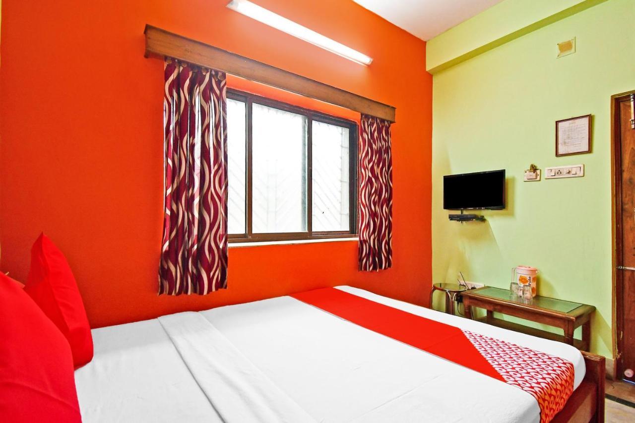 Hôtel Oyo 85829 Max International à Calcutta Extérieur photo
